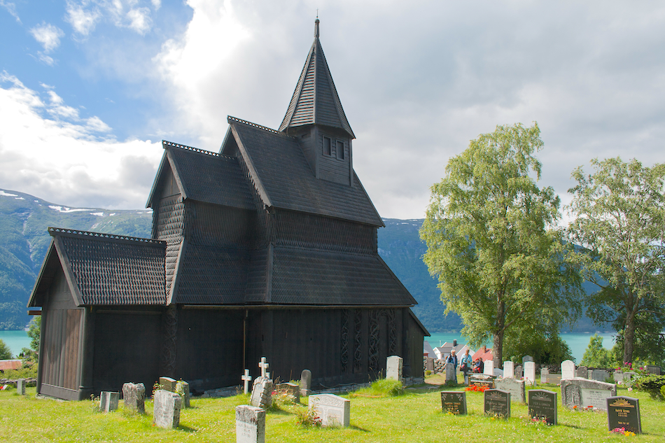 Staafkerk Urnus Lustrafjord